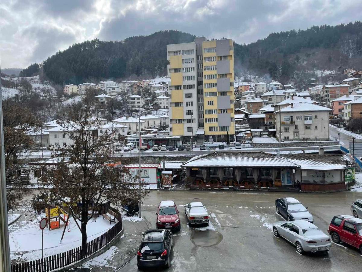 Апартамент Родопско Мече Devin Exterior foto